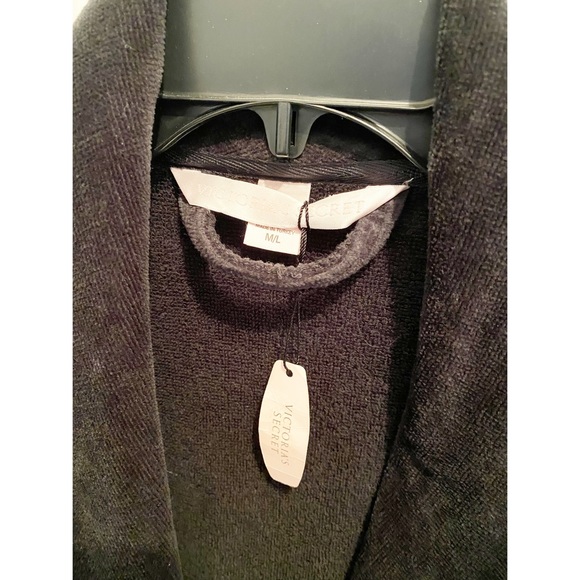 Victoria’s Secret Black Tie Up Robe Size M/L with defect - Picture 5 of 16